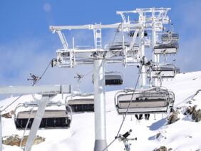 Cervino Ski Paradise, Breuil-Cervinia (AO), seggiovia Gran Sommetta. Photo credit: